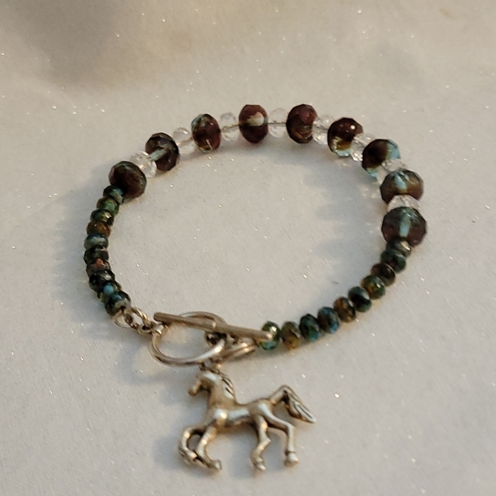 HANDMADE Czech Glass Bangle Horse Charm Toggle Rodeo Bracelet - Picture 3 of 7